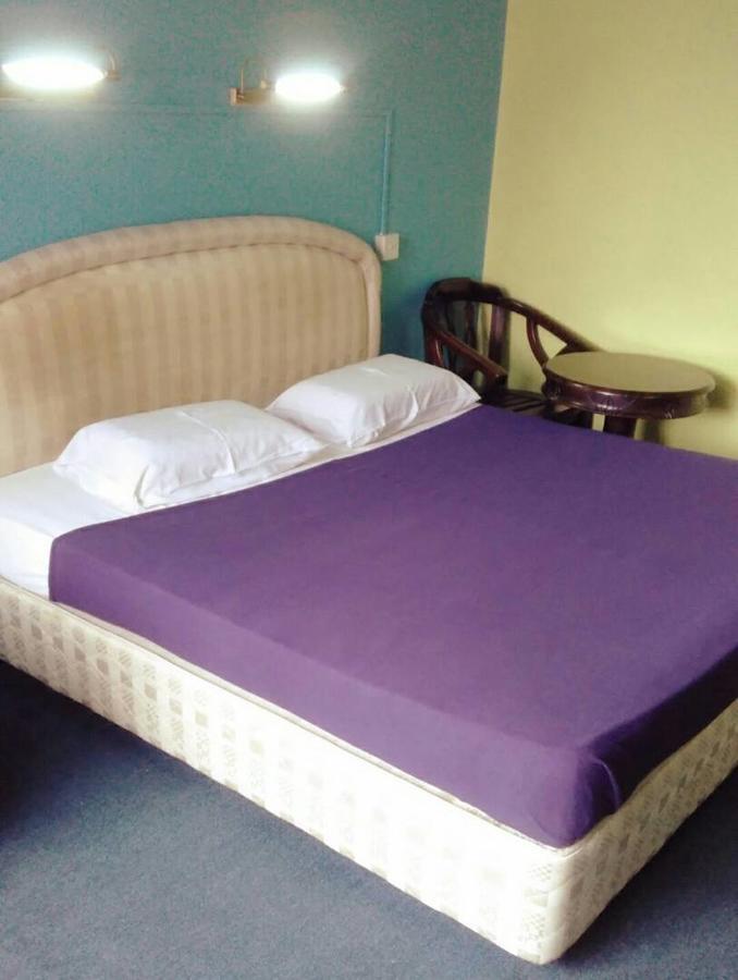 Hotel Ayu Villa Kangar Esterno foto