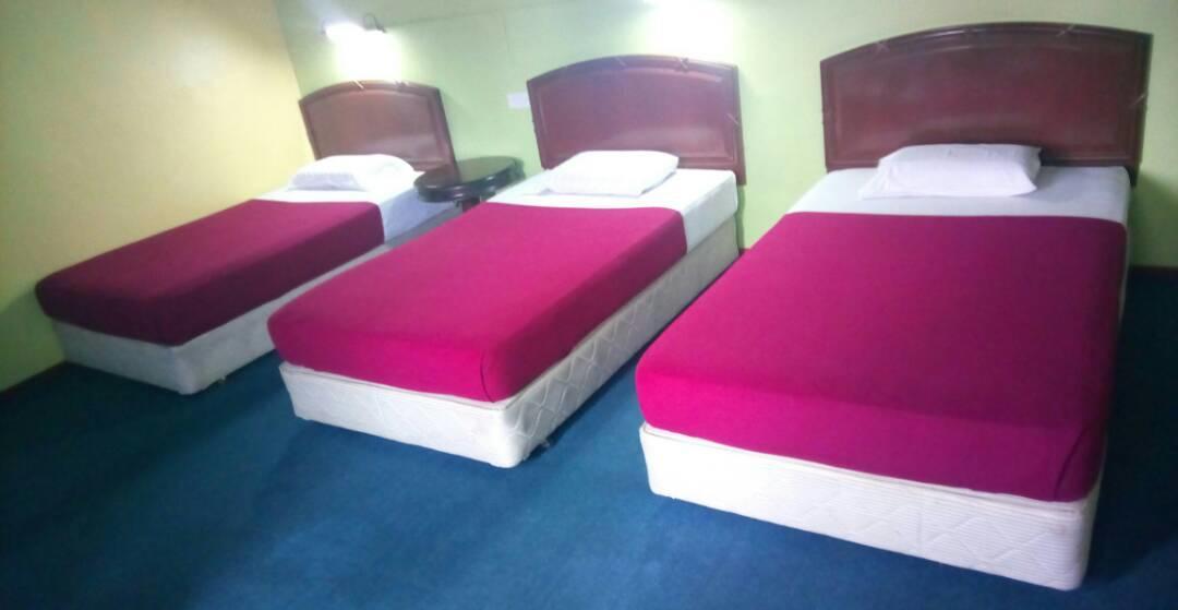 Hotel Ayu Villa Kangar Esterno foto